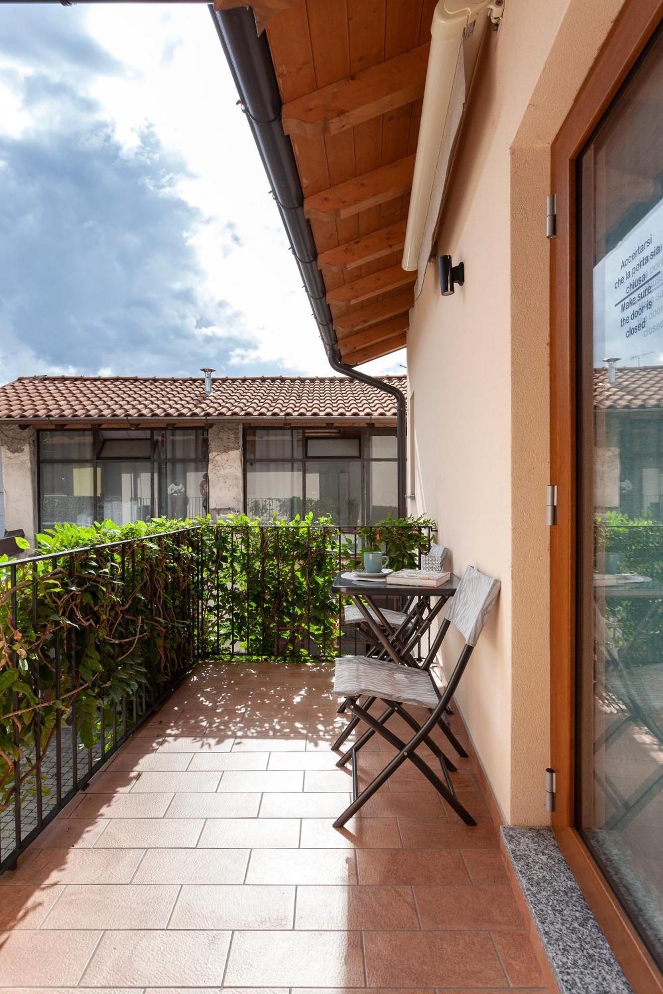 Veruskacamere Camera 1 Somma Lombardo Exterior foto